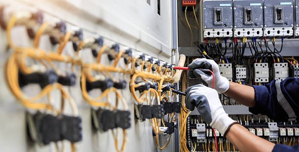 Professional Electrician technician working in Riverside, NY